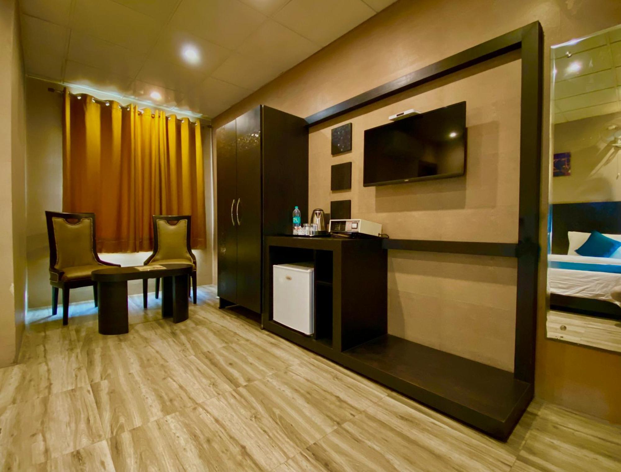 Ace Prime Hotel Greater Noida Exterior foto